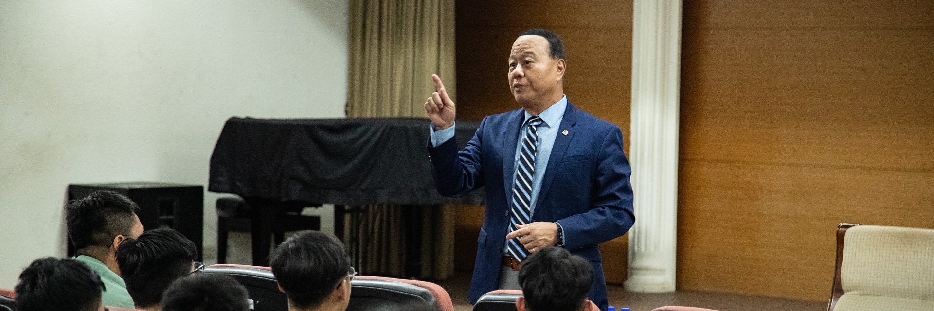 柏副部長主持精神講話暨座談　期勉新血輪肩負國家使命